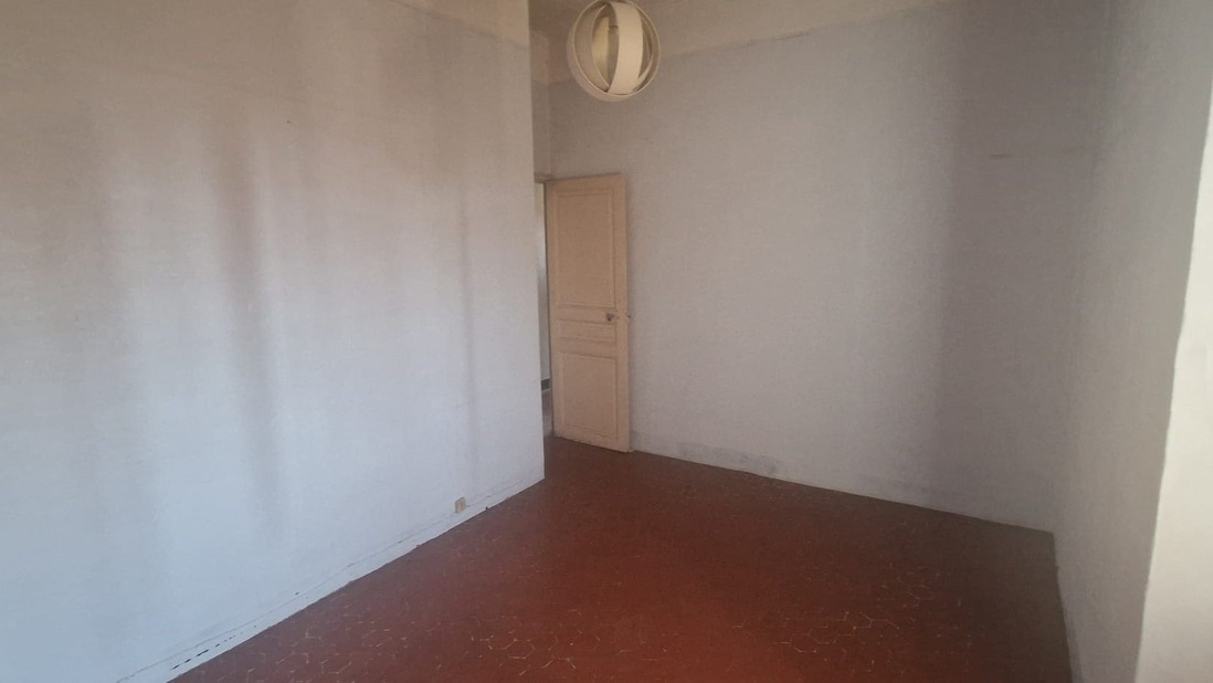 Vue du terrain à bâtir Le Pastaga à Marseille 15e